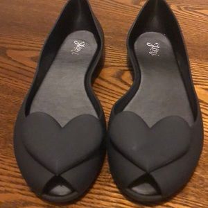 Stori Lovely black 10 jelly flats peep toe